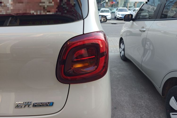 Used Wuling Hongguang MINIEV 2025 Four-Door Version Advanced Edition
