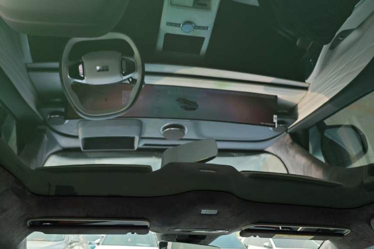 Used  E8 2024 665 km Range Rear-Drive Starship Long-Range Version