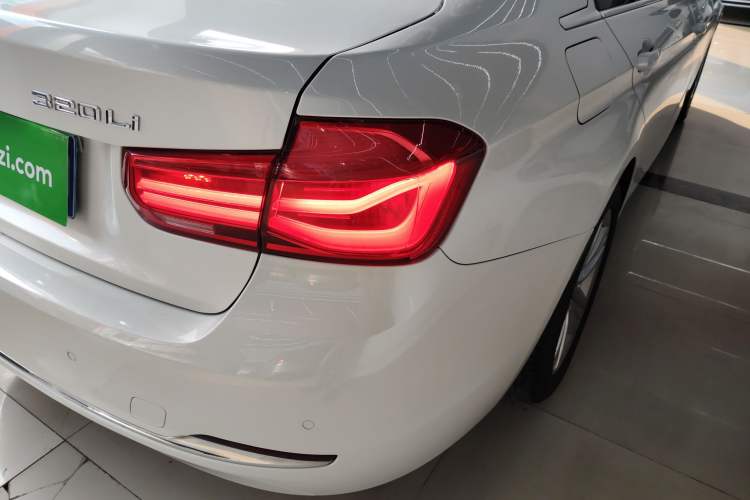 Used BMW 3 Series 2016 320Li Fashion Model
