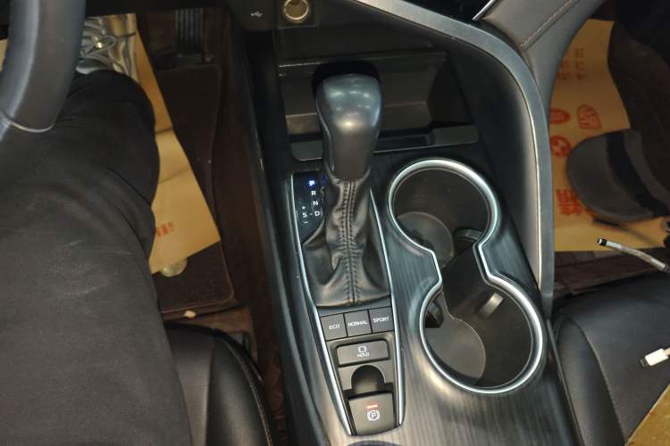 Used Toyota Camry 2021 2.5G Luxury Edition