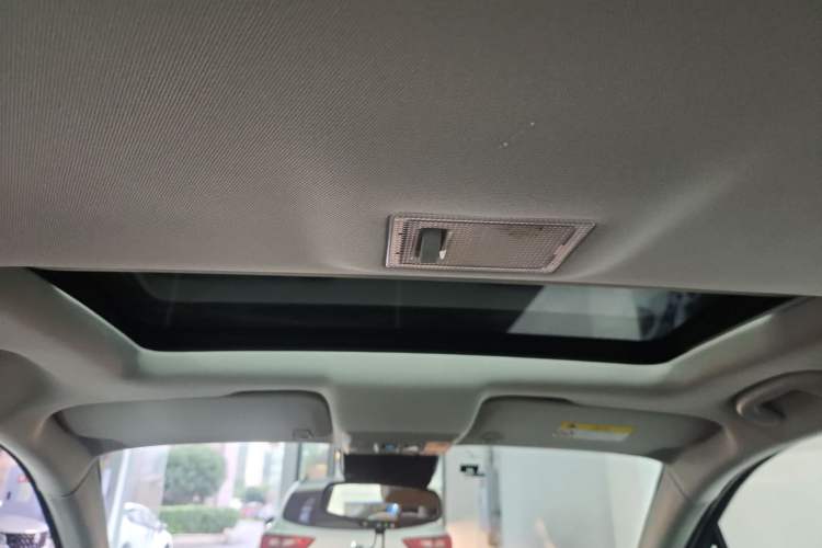 Used Buick Encore 2015 1.4T Automatic Two-Wheel Drive Urban Leading Model
