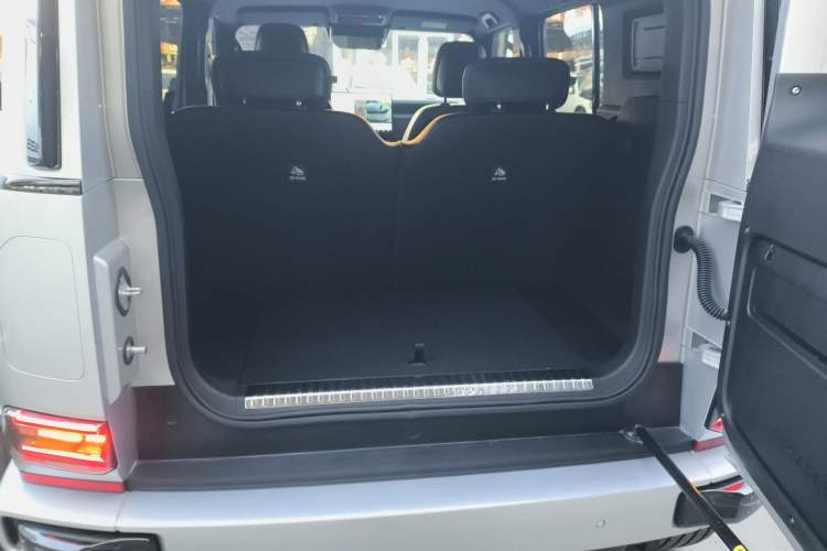 Used  V23 2025 401 Two-Wheel Drive Intelligent Driving Version