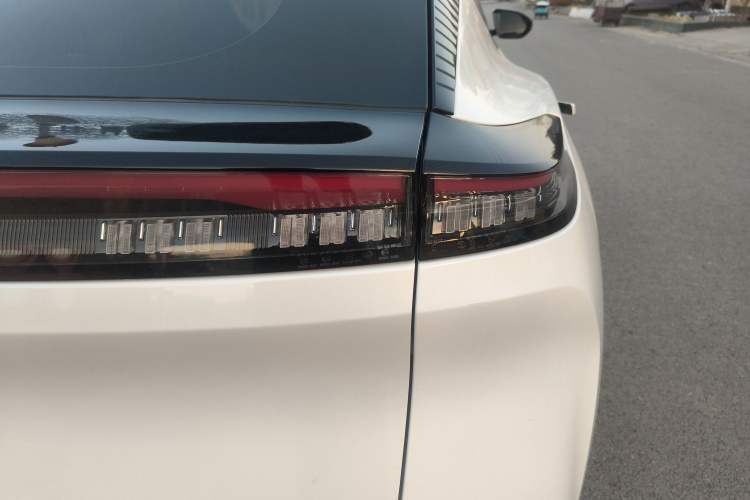 Used Dongfeng Aeolus Mage 2025 1.5T JingShang Edition
