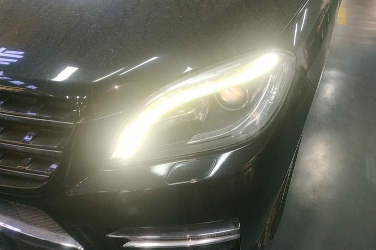 Used Mercedes-Benz M-Class 2015 ML 320 4MATIC