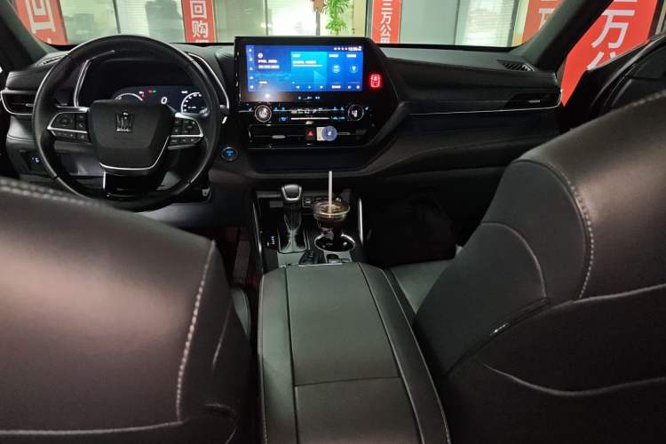 Used Toyota Crown Land Cruiser 2021 2.5L HEV Four-Wheel Drive Premium Edition
