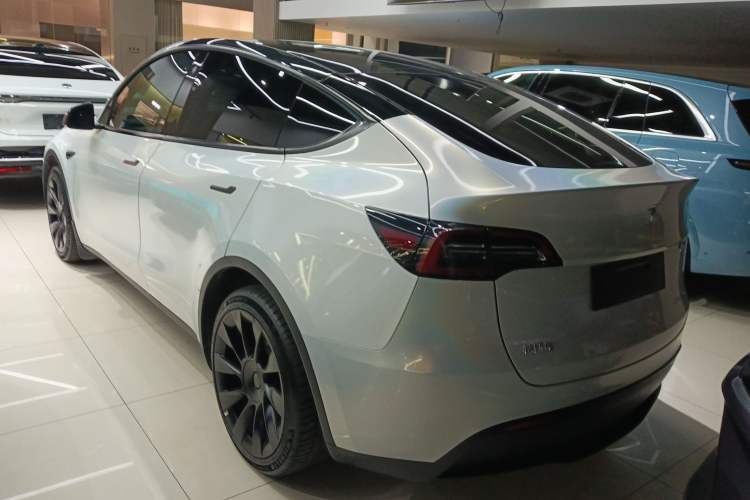 Used Tesla Model Y 2021 Revised Version 2 Long-Range All-Wheel-Drive Edition