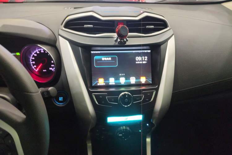 Used BYD Yuan New Energy 2019 EV360 Smart Connect Elite Model
