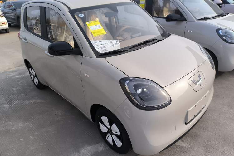 Used Wuling Hongguang MINIEV 2025 Four-Door Version Advanced Edition
