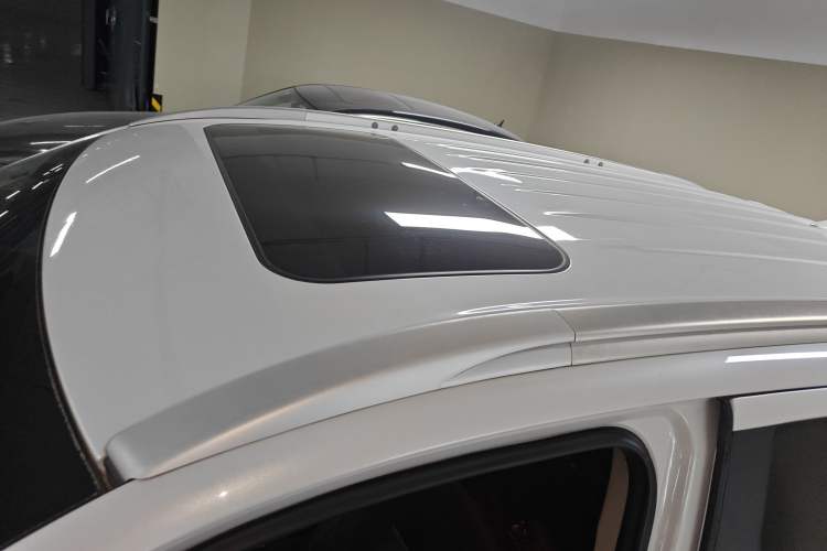 Used Mitsubishi Outlander 2018 2.0L Two-Wheel Drive Glory Edition 5 Seats