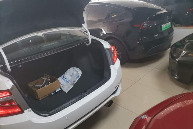 Used Honda Crider 2015 1.8L automatic comfort version