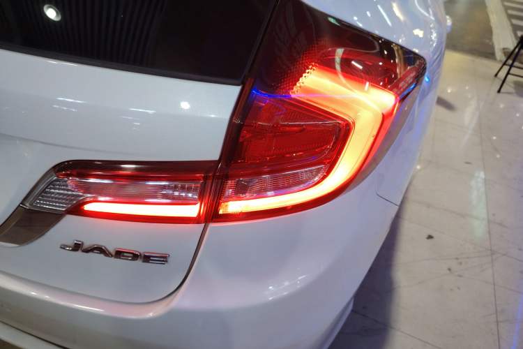 Used Honda Jade 2020 1.8L automatic Comfort version
