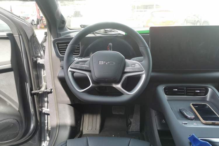 Used BYD Sealion 06 New Energy 2025 Model EV 605 Navigation Pro Edition
