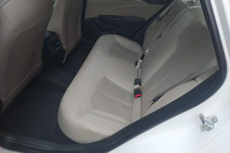 Used Buick GT 2017 15N Automatic Elite Version
