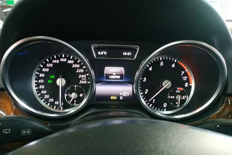 Used Mercedes-Benz M-Class 2014 ML 400 4MATIC Dynamic Model
