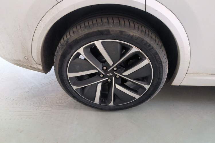 Used Li Auto L7 2023 Air model
