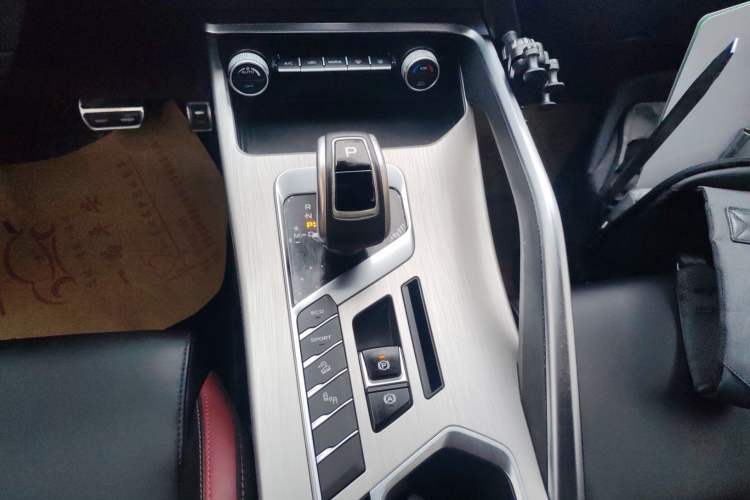 Used Geely Auto Coolray 2020 PRO 260T DCT Knight
