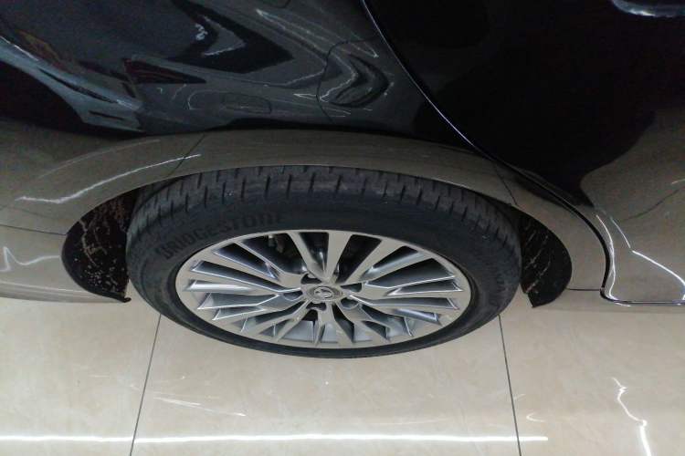 Used Toyota Camry 2019 Revised Version Dual-Engine 2.5 HG Luxury Edition
