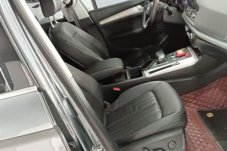 Used Audi Q5L 2020 Updated 40 TFSI Prestige Fashion Edition
