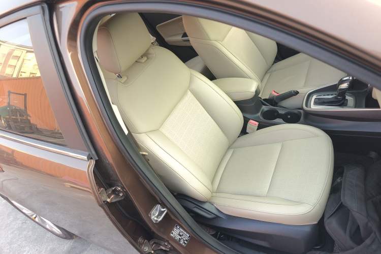 Used Ford Escort 2015 1.5L Automatic Fashion Model