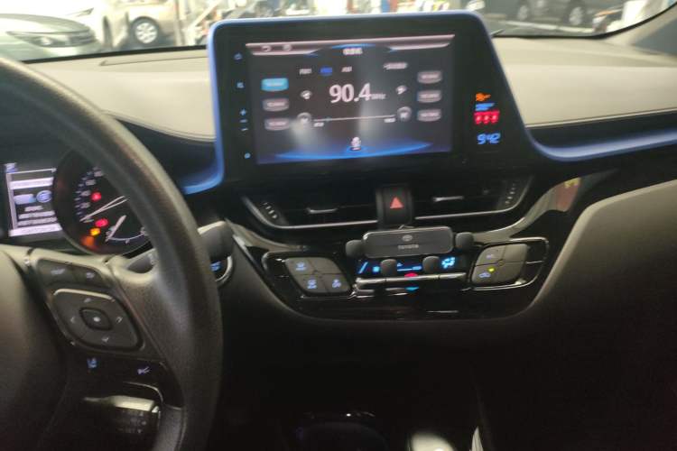 Used Toyota C-HR 2020 2.0L Leading Edition
