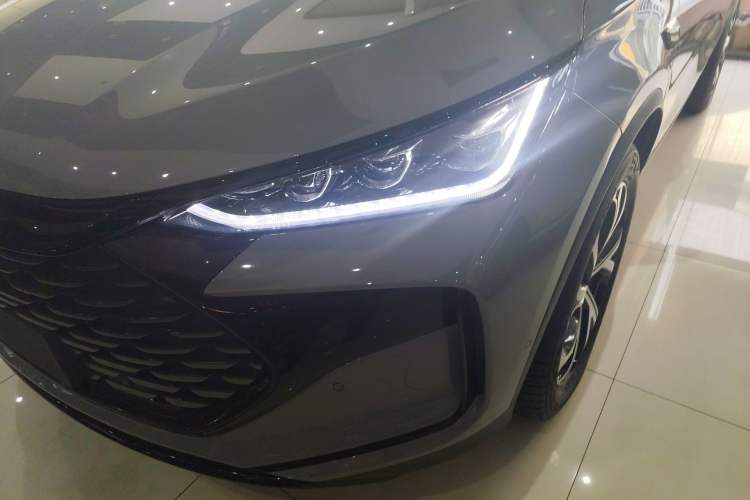 Used BYD Tang New Energy 2025 Intelligent Driving Version DM-i 115KM Flagship Edition
