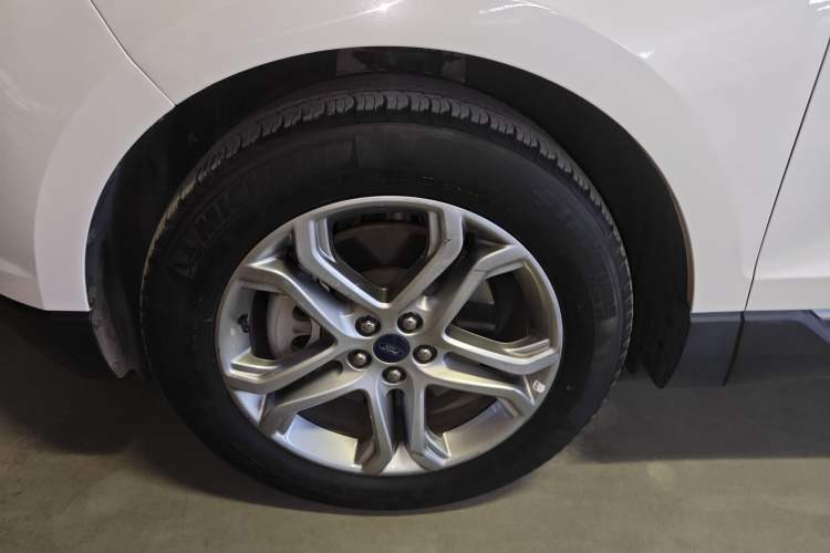 Used Ford Edge 2018 EcoBoost 245 Two-Wheel-Drive Titanium 7-Seater China V Standard
