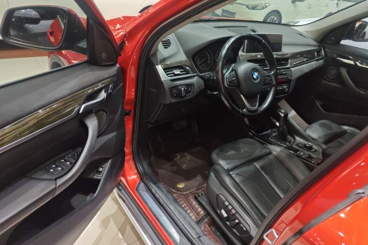 Used BMW X1 2016 sDrive18Li Luxury Model
