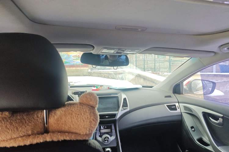 Used Hyundai Elantra 2015 1.6L Automatic Luxury Model