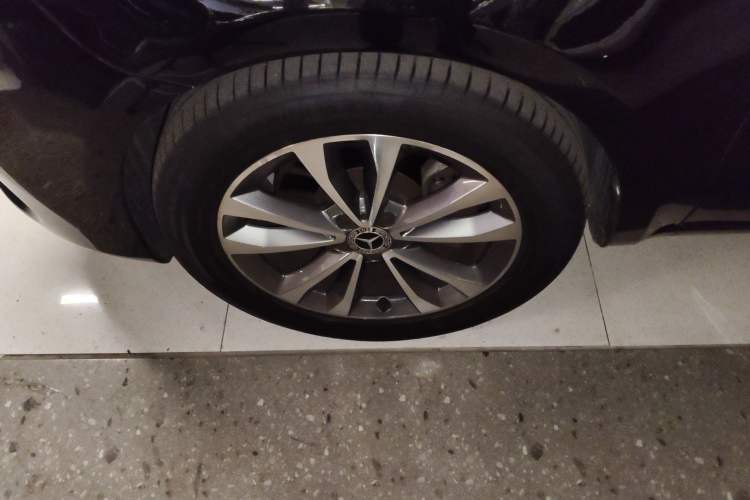 Used Mercedes-Benz V-Class 2020 V 260 Avantgarde Edition