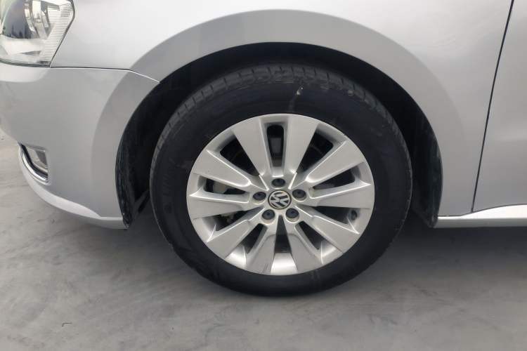 Used Volkswagen Lavida 2013 Restyled Classic 1.6L Automatic Comfort Edition