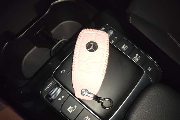 Used Mercedes-Benz A-Class 2022 Revised Version A 200 L Sport Sedan Fashionable Style
