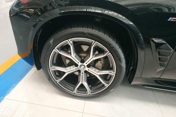 Used BMW X5 2023 xDrive 30Li Luxury M Sport Night Edition Package
