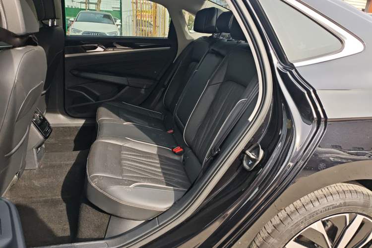 Used Volkswagen Passat 2022 330TSI Luxury Edition