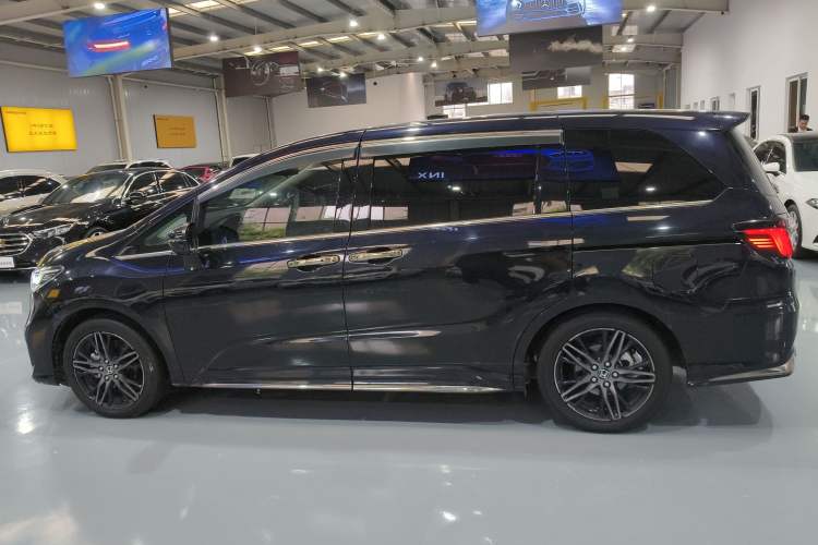 Used Honda Odyssey 2022 2.0L eHEV Sharp·Luxury Edition
