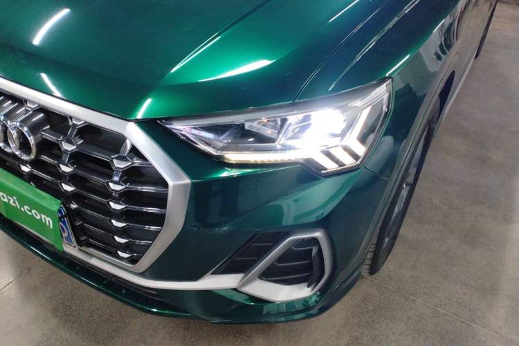 Used Audi Q3 2020 35 TFSI Fashion Dynamic Model
