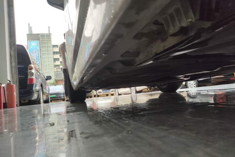 Used BMW 5 Series 2014 525Li Luxury Design Package
