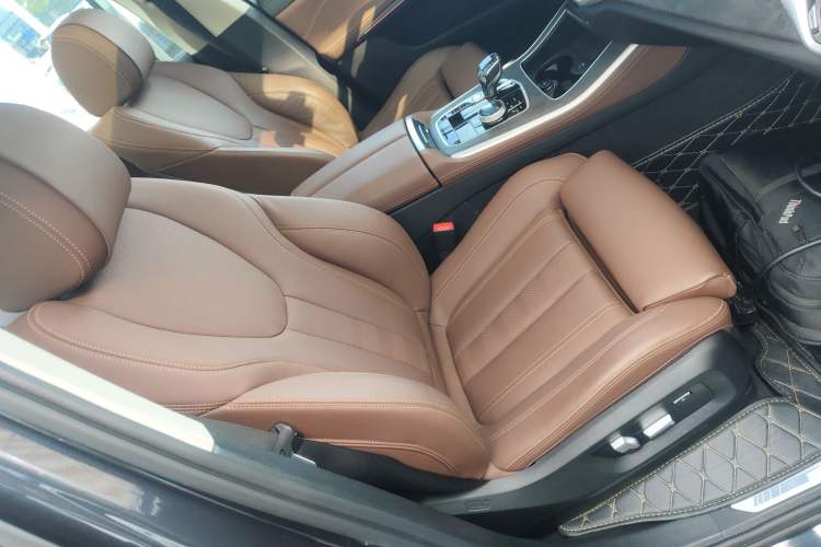 Used BMW X5 2022 xDrive40i M Sport Package
