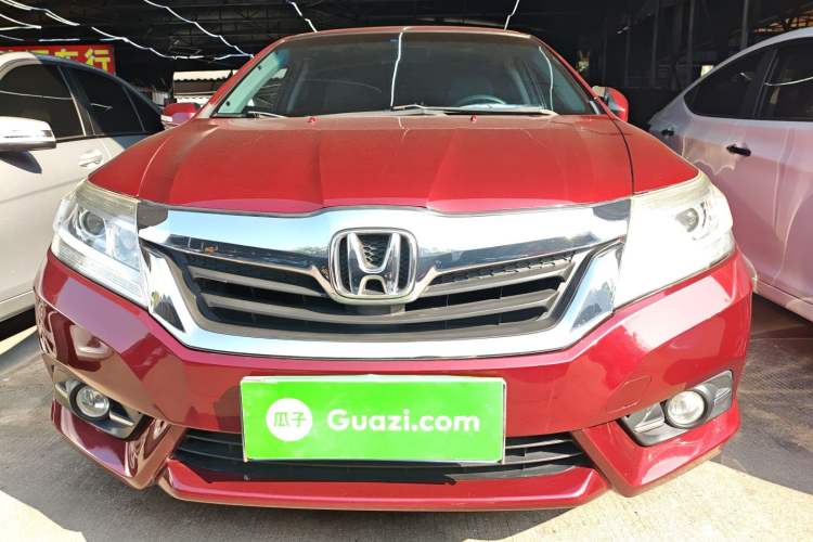 Used Honda Crider 2013 1.8L automatic luxury edition