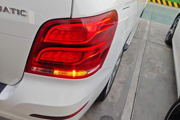 Used Mercedes-Benz GLK-Class 2014 GLK 260 4MATIC Dynamic Model
