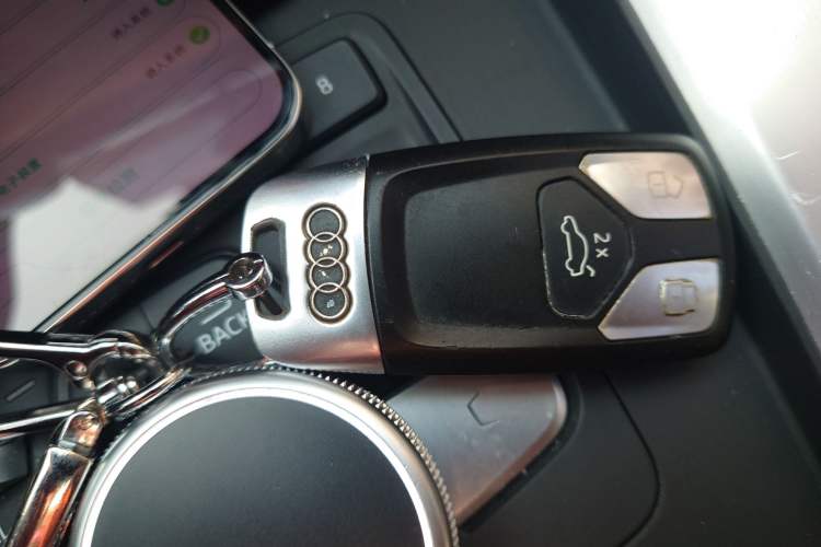 Used Audi A4L 2019 40 TFSI Sporty Version China VI
