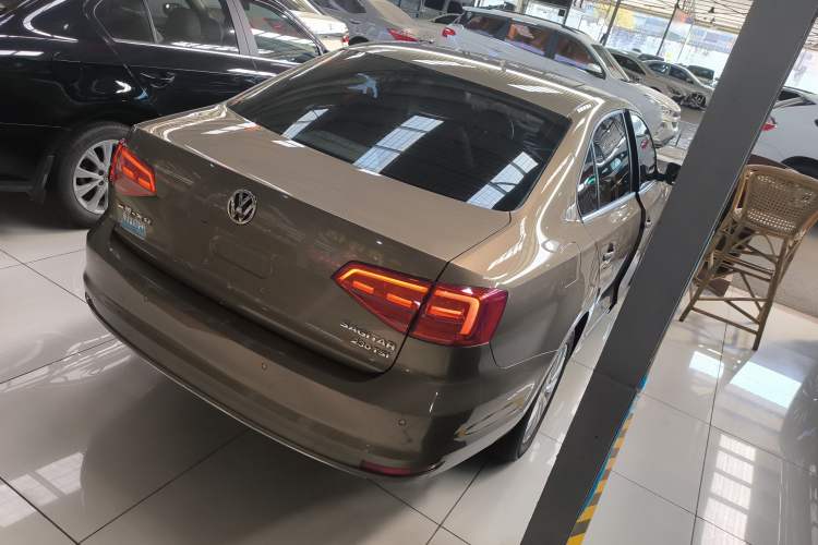 Used Volkswagen Sagitar 2016 230TSI 25th Anniversary Edition