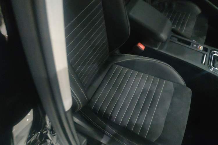 Used Volkswagen Magotan 2020 330TSI DSG Luxury Edition
