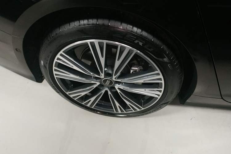 Used Audi A6L 2025 Restyled 45 TFSI quattro Prestige Dynamic Edition
