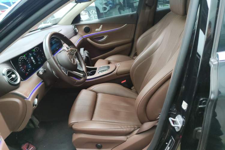 Used Mercedes-Benz E-Class 2023 Facelift E 260 L