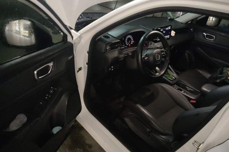 Used Honda Vezel 2023 1.5L CVT Tech Edition