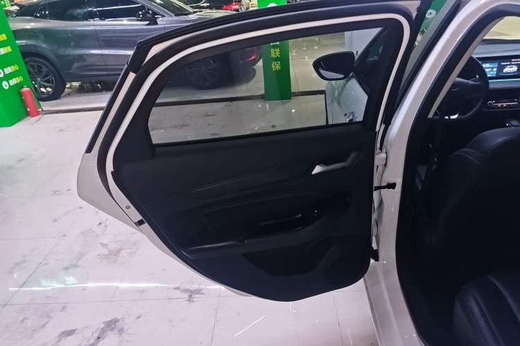 Used Ford Escort 2021 1.5L Automatic Diamond Edition
