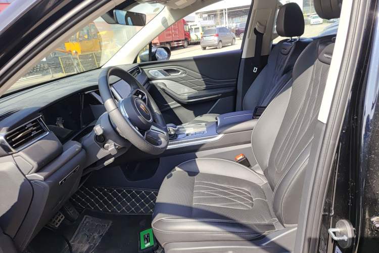 Used Hongqi HS7 PHEV 2024 2.0T PHEV Four-Wheel Drive Flagship Edition 6 Seats
