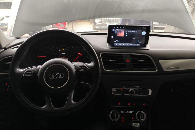 Used Audi Q3 2015 35 TFSI quattro Technology Edition
