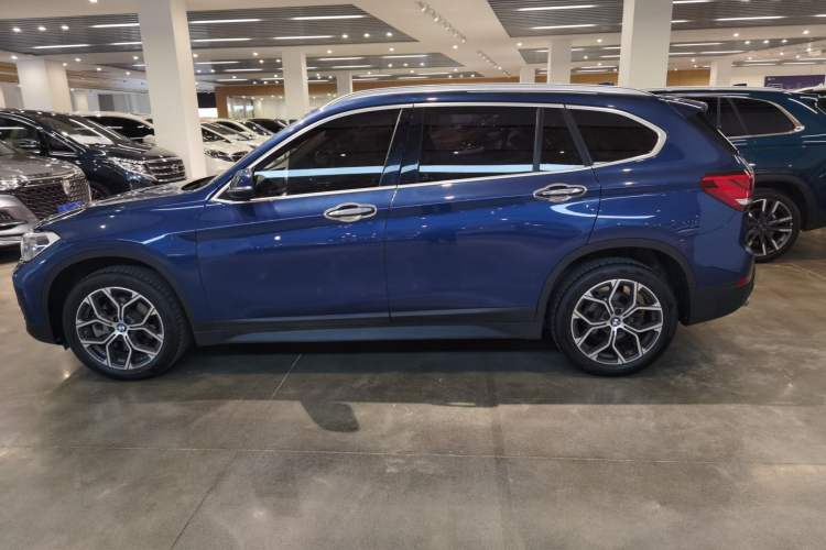 Used BMW X1 2022 sDrive25Li Leading Model
