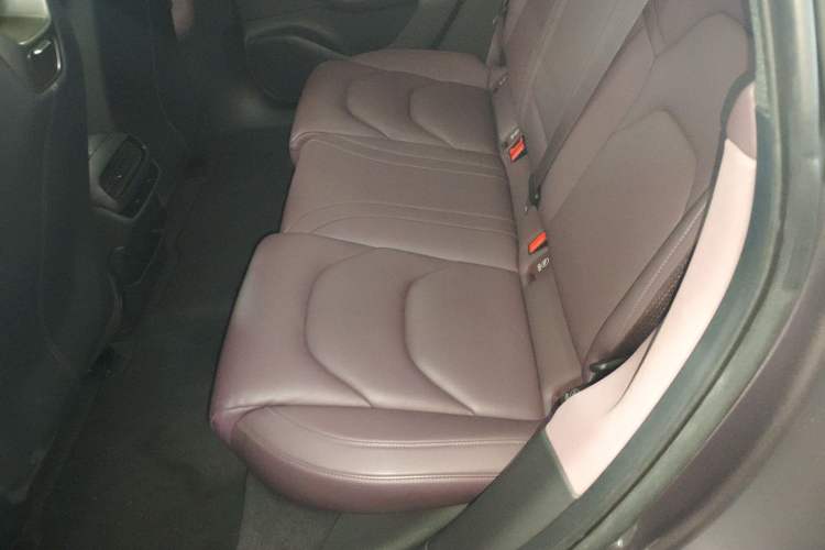 Used  SU7 2024 Rear-Drive Long-Range Intelligent Driving Version
